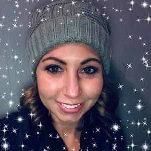 Meet your Posher, Alexandra